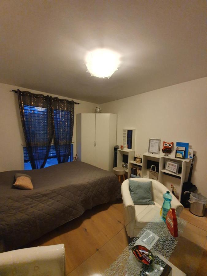 Chambre Aux Bord De L'Areuse Ngoại thất bức ảnh
